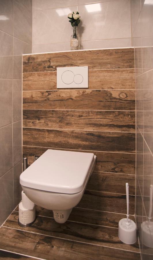 Guesthouse Zlaty Hrozen Česká Lípa Dış mekan fotoğraf