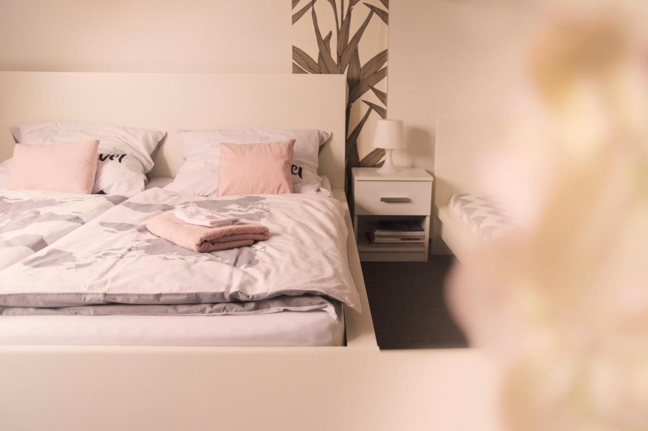 Guesthouse Zlaty Hrozen Česká Lípa Dış mekan fotoğraf