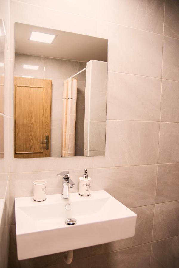 Guesthouse Zlaty Hrozen Česká Lípa Dış mekan fotoğraf